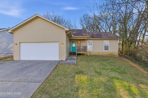 1414 Wales Ave, Maryville, TN, 37804-4140 | Card Image