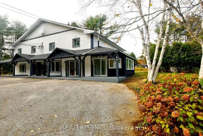 310 Muskoka Rd 10, House other with 9 bedrooms, 4 bathrooms and 8 parking in Port Sydney ON | Image 1