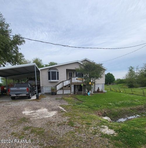 2001 Segura Road, New Iberia, LA, 70560 | Card Image