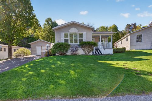 43-highland-ave-5411 Elliott Side Road, Tay, ON, L4R4K3 | Card Image