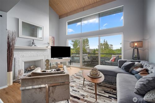 apt-808-7806 Birch Bay Dr, Blaine, WA, 98230-9042 | Card Image