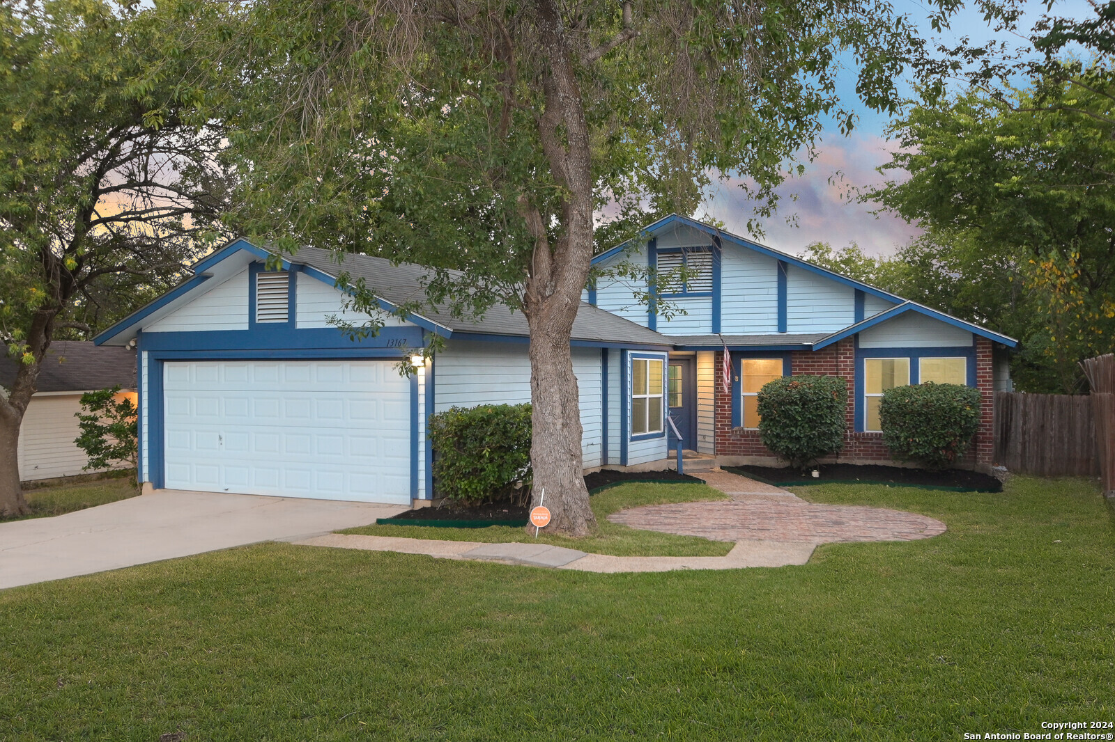 Feather Ridge Dr, San Antonio, TX 78233