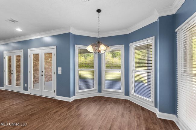 41-web-or-mls-211 Lake Terrace-32 | Image 21