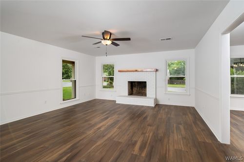 7101 Sandy Ridge Cir, Tuscaloosa, AL, 35405-6421 | Card Image