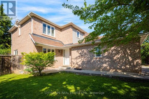 65 Mullis Cres, Brampton, ON, L6Y4S9 | Card Image
