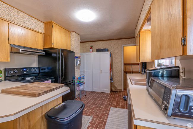 570 N 400 W, House other with 4 bedrooms, 2 bathrooms and 6 parking in Logan UT | Image 8