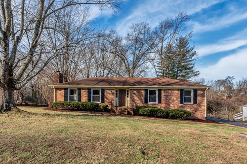 305 S Pawnee Dr, Springfield, TN, 37172-2206 | Card Image