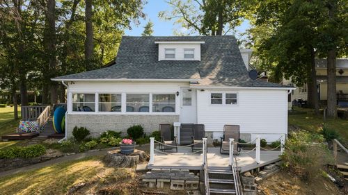 320 Lane 120 Hamilton Lk, Hamilton, IN, 46742 | Card Image