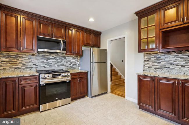 9213 Cypress Ave, House other with 5 bedrooms, 3 bathrooms and null parking in BETHESDA MD | Image 8