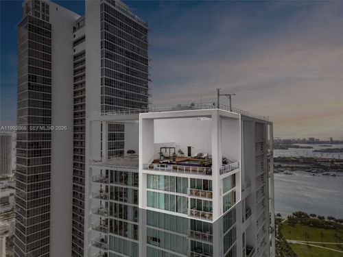 apt-4607-1040 Biscayne Blvd, Miami, FL, 33132-1733 | Card Image