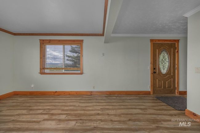 2445 Orchard Rd, House other with 4 bedrooms, 3 bathrooms and 4 parking in Council ID | Image 9