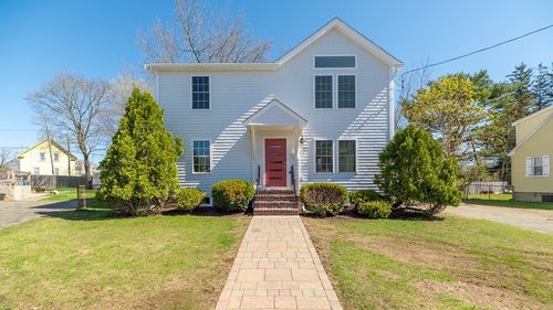 32 Lexington Dr, Beverly, MA, 01915-2612 | Card Image