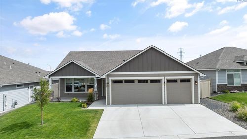 55-gated-community-3753 Van Buren St, Kennewick, WA, 99338 | Card Image