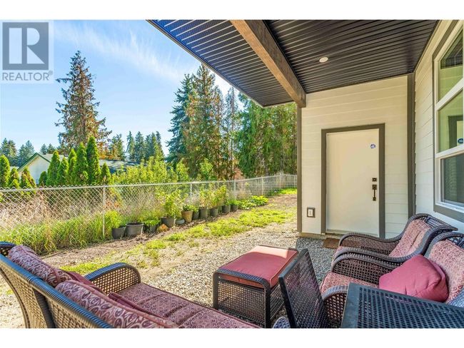 2737 Cedar Ridge St, House other with 2 bedrooms, 2 bathrooms and 4 parking in Lumby BC | Image 38