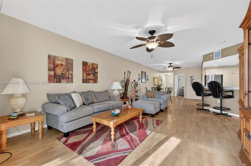 101-4401 Crystal Lake Dr, Deerfield Beach, FL, 33064 | Card Image