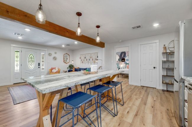 407 Pine St, House other with 3 bedrooms, 2 bathrooms and 2 parking in Georgetown TX | Image 17