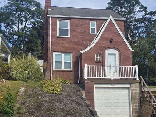 1308 Taylor Ave, New Kensington, PA, 15068-5533 | Card Image