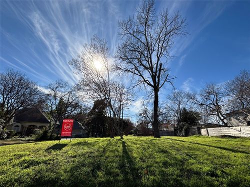 5005 Denton Dr, Dallas, TX, 75235-8344 | Card Image