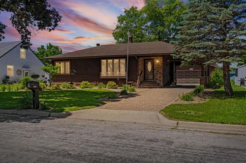 1520 29th Street S, La Crosse, WI, 54601 | Card Image