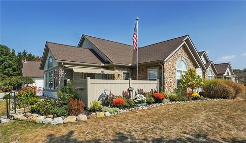 634 Crossings Cir, Tallmadge, OH, 44278-1250 | Card Image