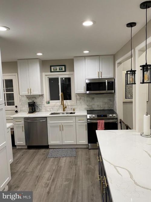 6206 Pleasant View Ave, Baltimore, MD, 21209-2124 | Card Image