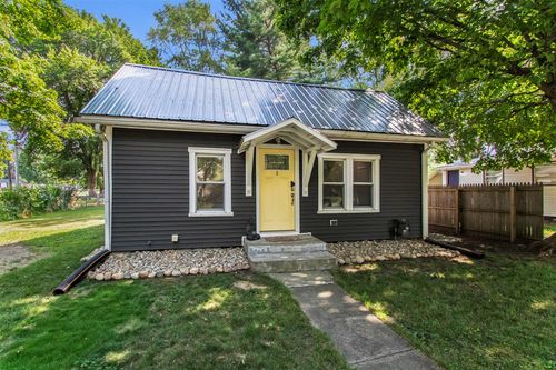 306 Arctic St, Buchanan, MI, 49107-1414 | Card Image