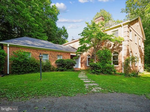 9935 Highland Dr, MARSHALL, VA, 20115-2138 | Card Image