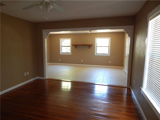 330 E Cedar St, House other with 2 bedrooms, 1 bathrooms and 2 parking in Bertram TX | Image 8