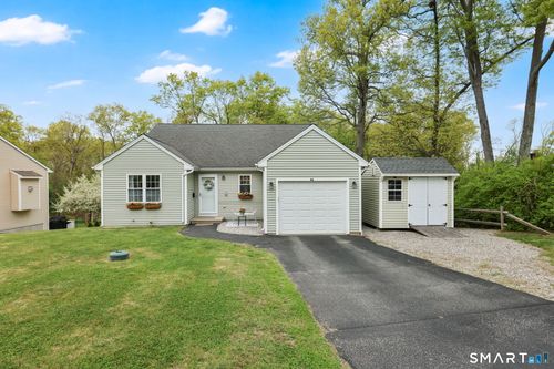 66 Lynwood Dr, Willimantic, CT, 06226-1330 | Card Image