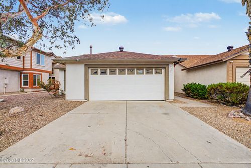 7341 S Avenida Perlina, Tucson, AZ, 85746 | Card Image