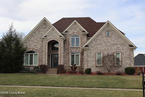 7606 Kendrick Crossing Ln, Louisville, KY, 40291-5029 | Card Image