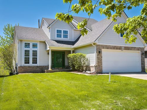 3201 Kilburn Park Cir, Ann Arbor, MI, 48105-4125 | Card Image