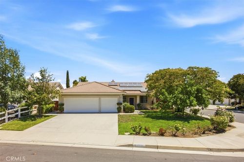 24501 Corte Rojelio, Murrieta, CA, 92562-6160 | Card Image
