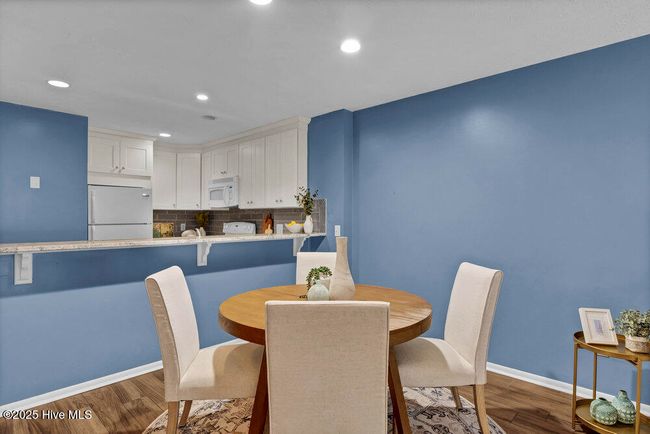 2403 - 2403 Surfrider Cir, Condo with 3 bedrooms, 2 bathrooms and null parking in Kure Beach NC | Image 9
