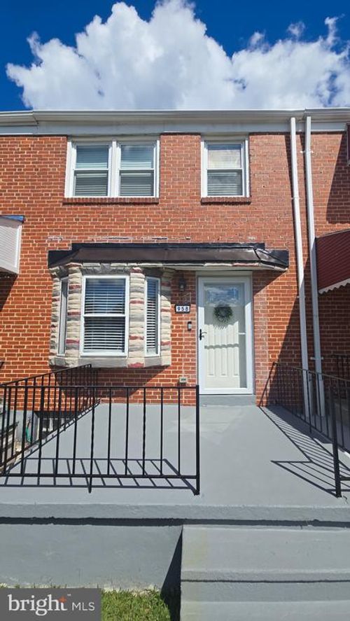 958 Arncliffe Rd, ESSEX, MD, 21221-2132 | Card Image