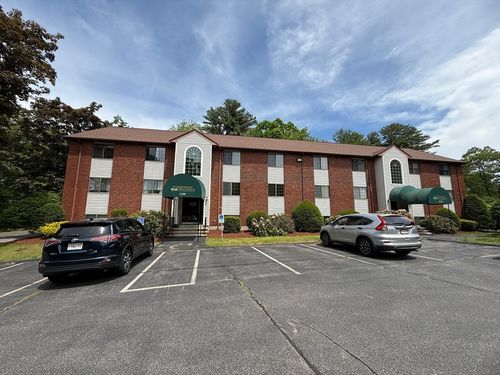 4-2200 Skyline Dr, Lowell, MA, 01854 | Card Image