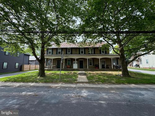 158-154-158 W Main St, LEOLA, PA, 17540-1749 | Card Image