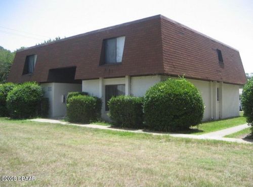 577 Flomich St, Holly Hill, FL, 32117-1547 | Card Image