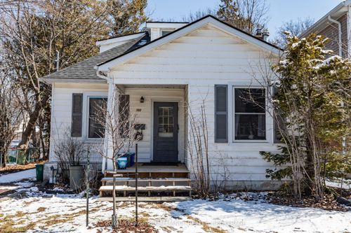 153 Macdonnell Street., Kingston, ON, K7L4B9 | Card Image