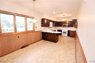 5521 Sunrise Terrace, House other with 3 bedrooms, 2 bathrooms and null parking in Marcy NY | Image 3