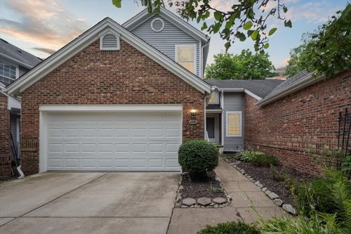 4274 Hillside Dr, Ann Arbor, MI, 48105-2786 | Card Image