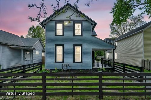 1812 Brevier Ave, Cleveland, OH, 44113-4337 | Card Image