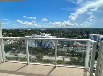 1601E - 1351 Ne Miami Gardens Dr, Condo with 1 bedrooms, 1 bathrooms and null parking in Miami FL | Image 2