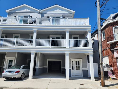 7801 Atlantic Ave, MARGATE CITY, NJ, 08402-2701 | Card Image
