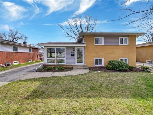 615 N Prospect Manor Ave, Mount Prospect, IL, 60056-2049 | Card Image