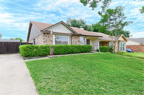 3006 Kathleen Ln, Euless, TX, 76039-7821 | Card Image