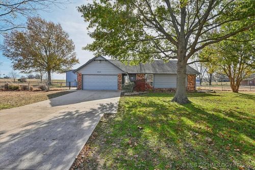 6030 Meadowside Ln, Tulsa, OK, 74131-4227 | Card Image