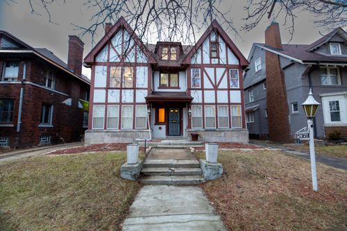 1536 Chicago Blvd, Detroit, MI, 48206-1775 | Card Image