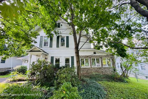 516 W Grove St, Clarks Summit, PA, 18411-2028 | Card Image