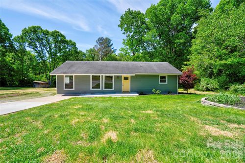 532 Bentley Rd, Shelby, NC, 28152-8717 | Card Image